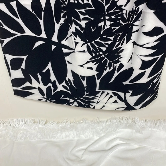 NWT Emma & Michele Floral Black and White Dress Sz 8 - Picture 5 of 8